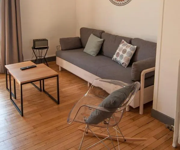 Bel Centre 2 Chambres, 6 Pers Pied-à-tours