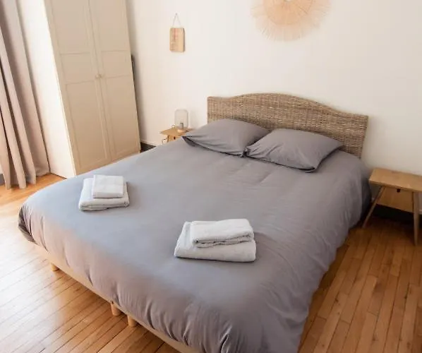 Bel Centre 2 Chambres, 6 Pers Pied-à-tours *